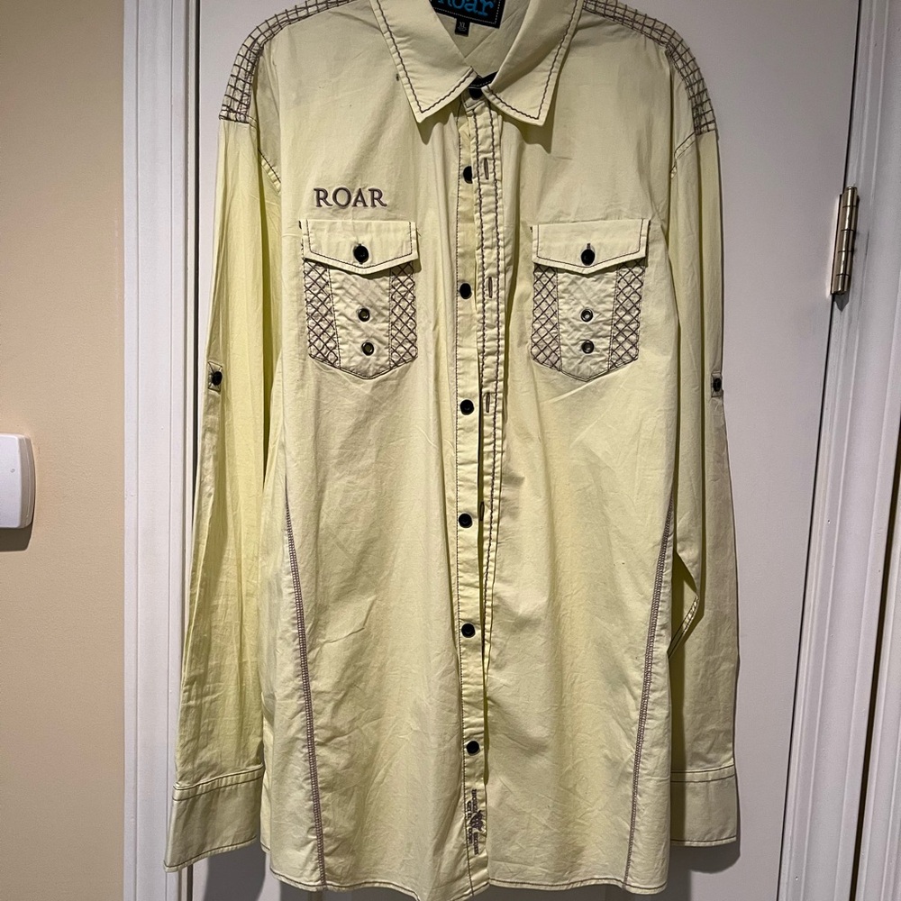 Roar men’s dress shirt from Buckle